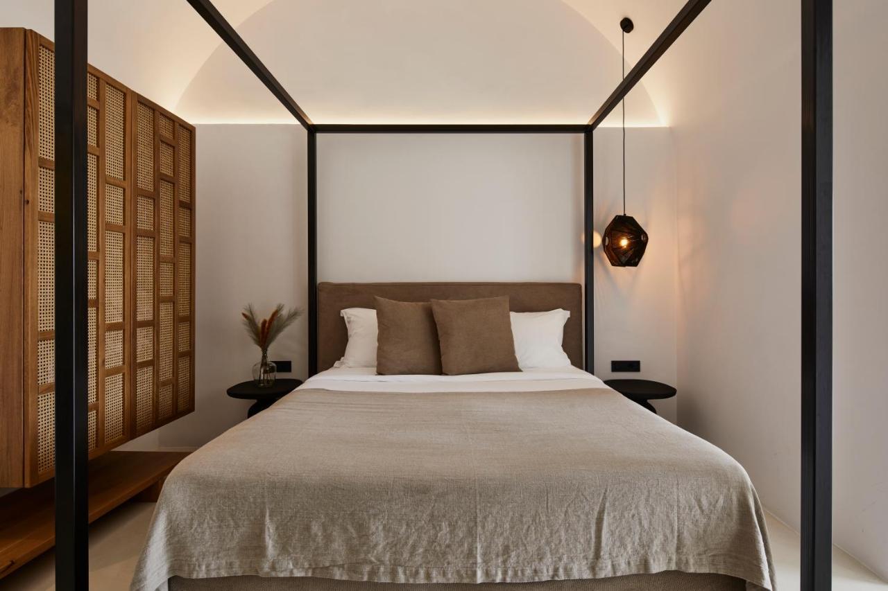 U & Me Suites Fira  Esterno foto