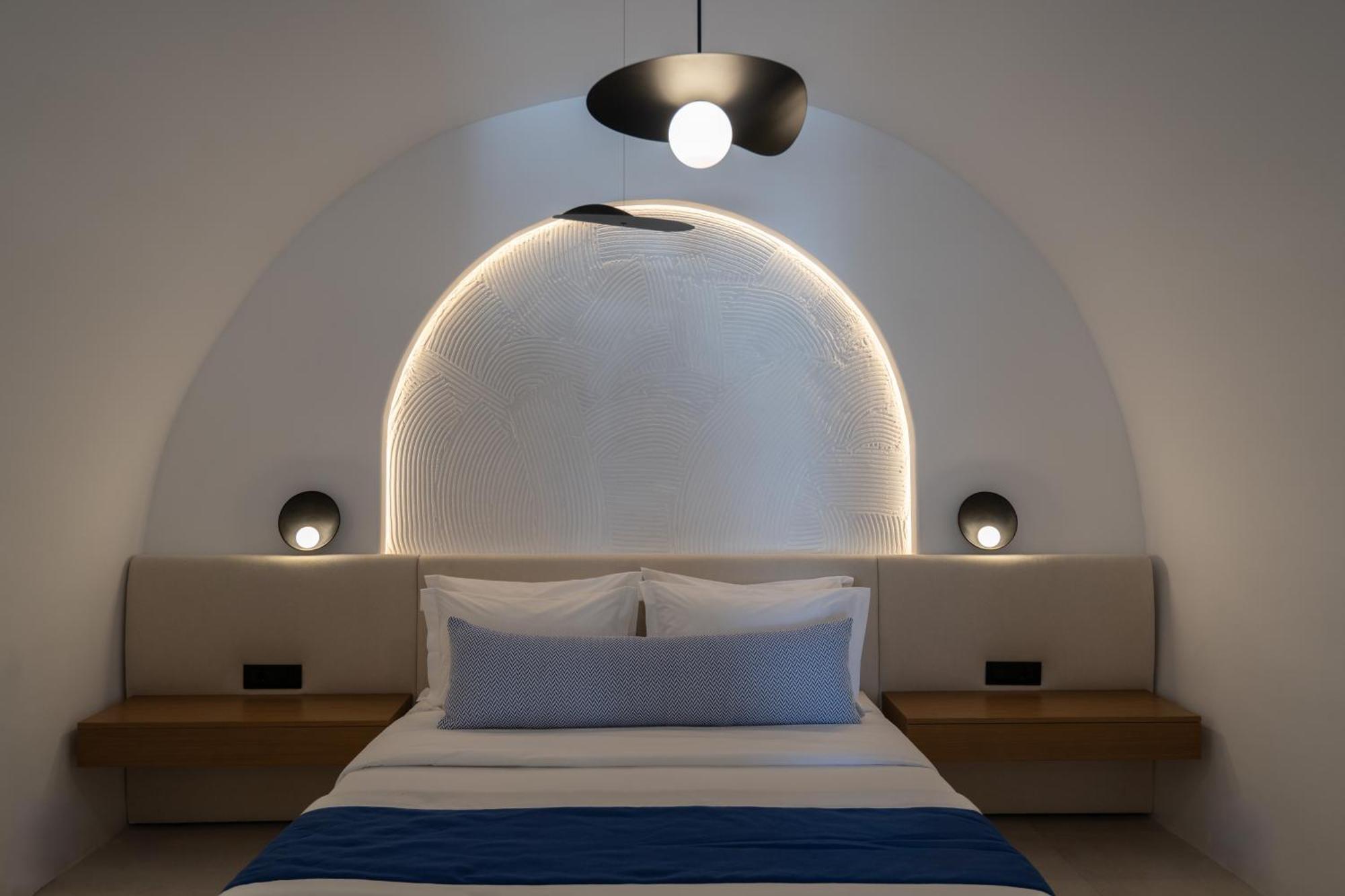 U & Me Suites Fira  Esterno foto